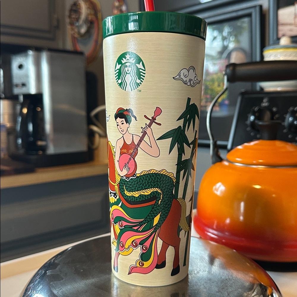 🇻🇳VIETNAM Starbucks new 20oz large travel drinking cup w straw Travel coffee mug - Picture 2 of 12